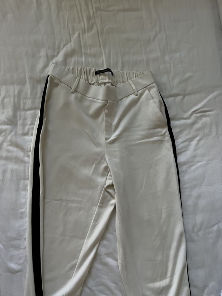 Pantaloni eleganti zara.