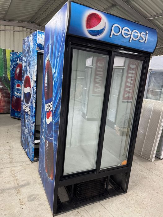 Vitrina frigorifică verticală dublă