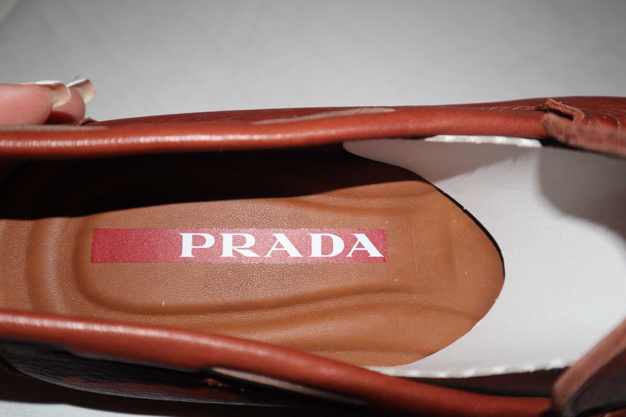 Мъжки обувки Prada