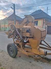 Vând batoza de sfârmit porumb după tractor