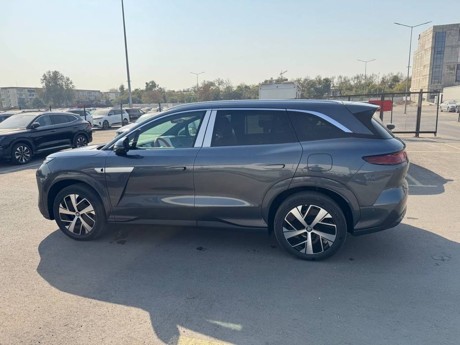 BYD TANG L 2 pozitsiya 2025 yil