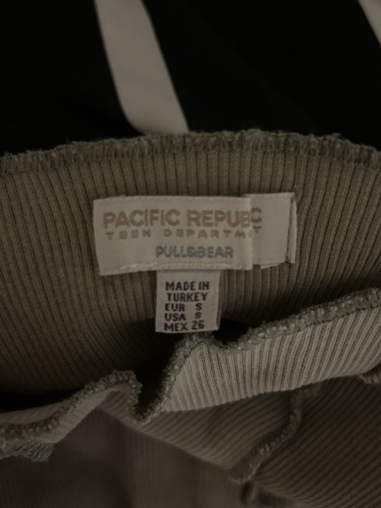 Топове bershka и pull&bear