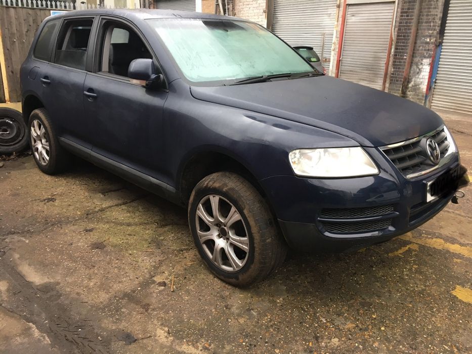 Части за VW Touareg 2.5 Tdi. 174кс. 2005г. Ръчна ск. Кутия