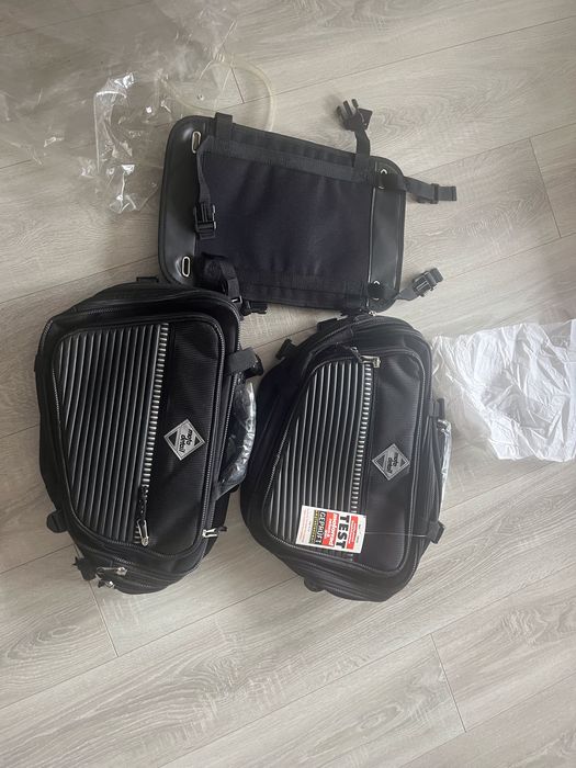 Vand set genti moto, marca Moto-Detail, coburi + geanta coada