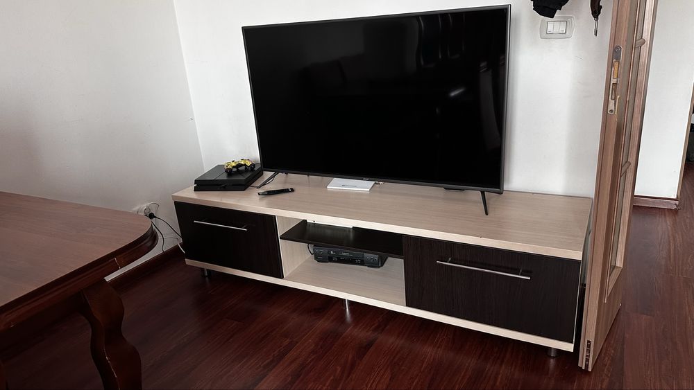 Тумба под телевизор.