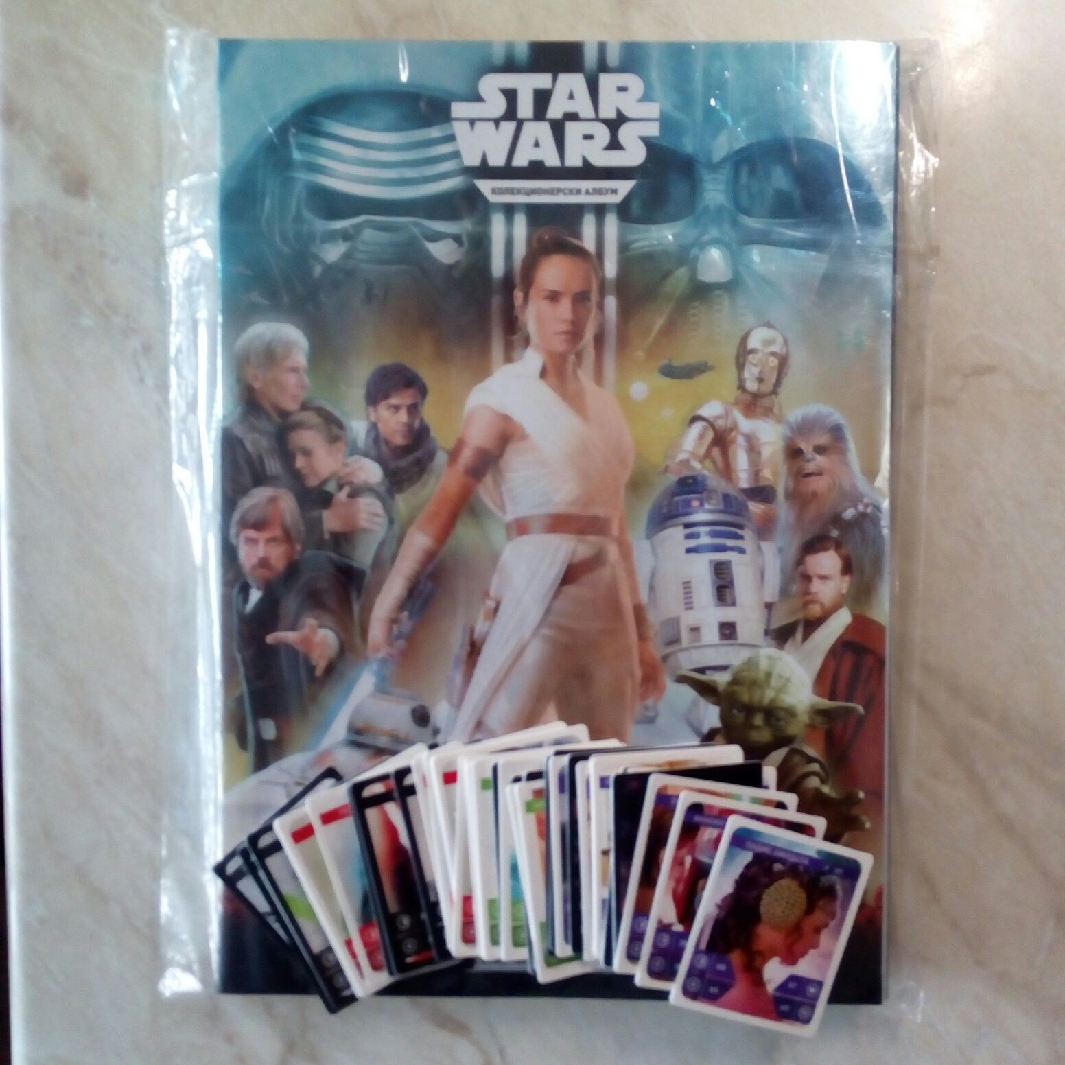 STAR WARS обикновенни карти.Пълна колекция Супергерои