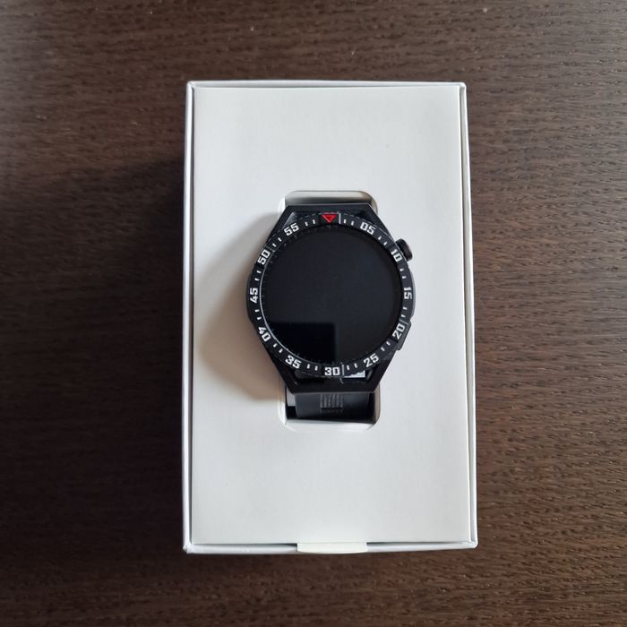 Часовник Huawei Watch GT 3 SE