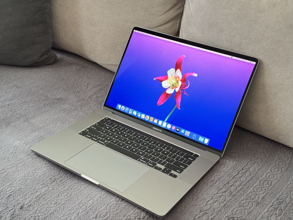 Чисто Нов*64GB Ram* 16'Macbook Pro 16 2019/i7-9750H/512GB SSD/5300M