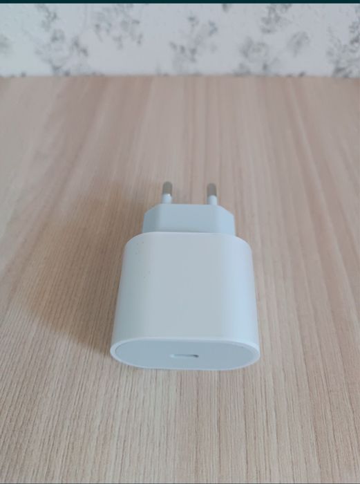 Айфон оригинал адаптер