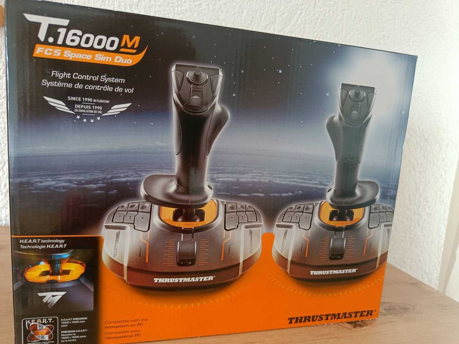 Джойстик Thrustmaster