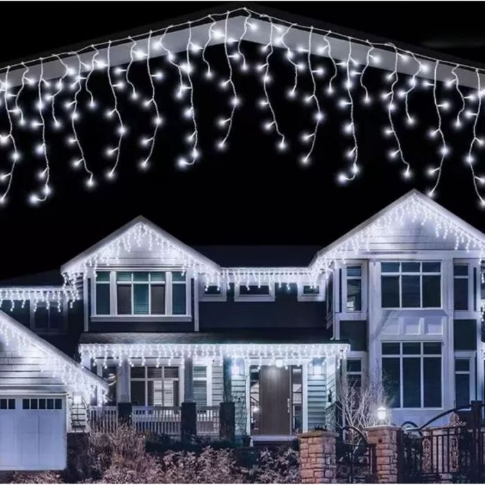 Коледна украса LED ресни 12 метра – водоустойчива инсталация