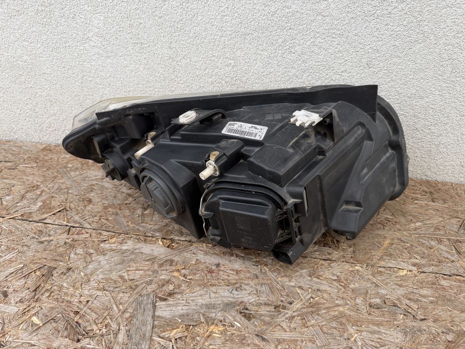Far stanga BMW X1 E84 Halogen Original Europa