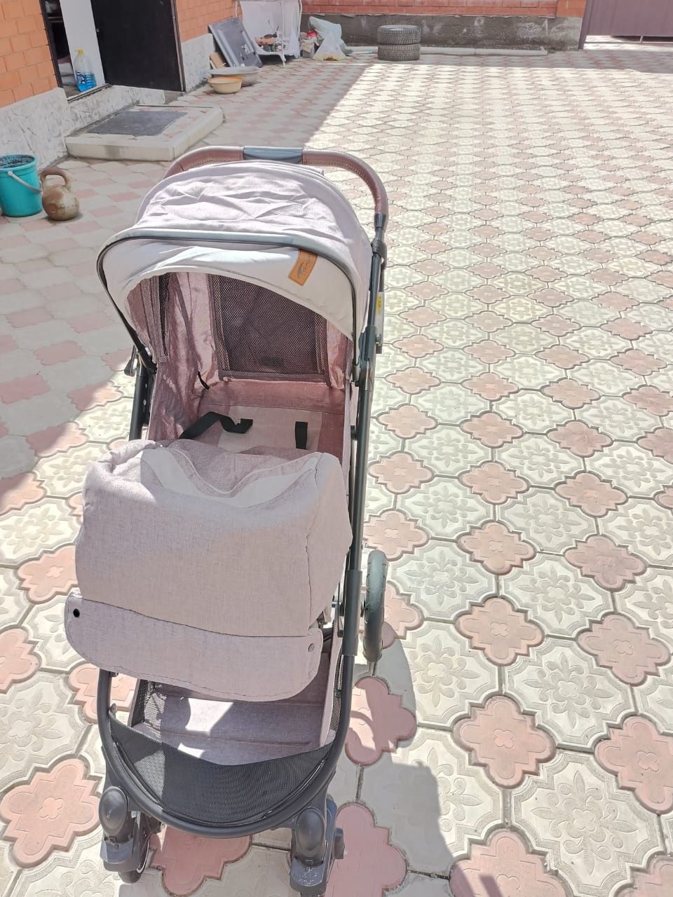 Продам коляску детскую не дорого