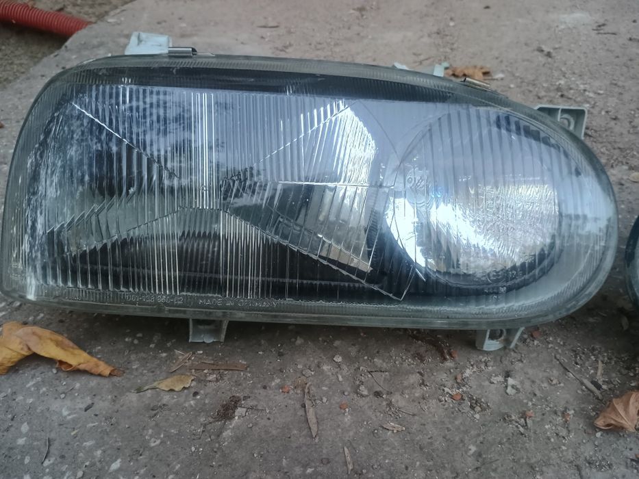 Двусекционни фарове Hella за Голф 3