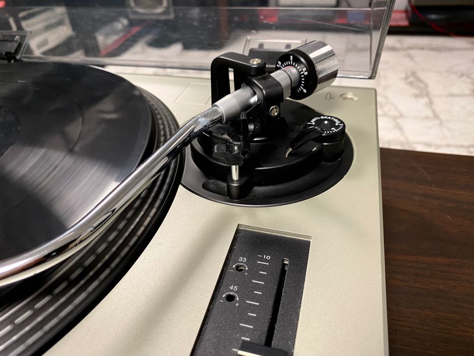 Почти нов грамофон Stage Line