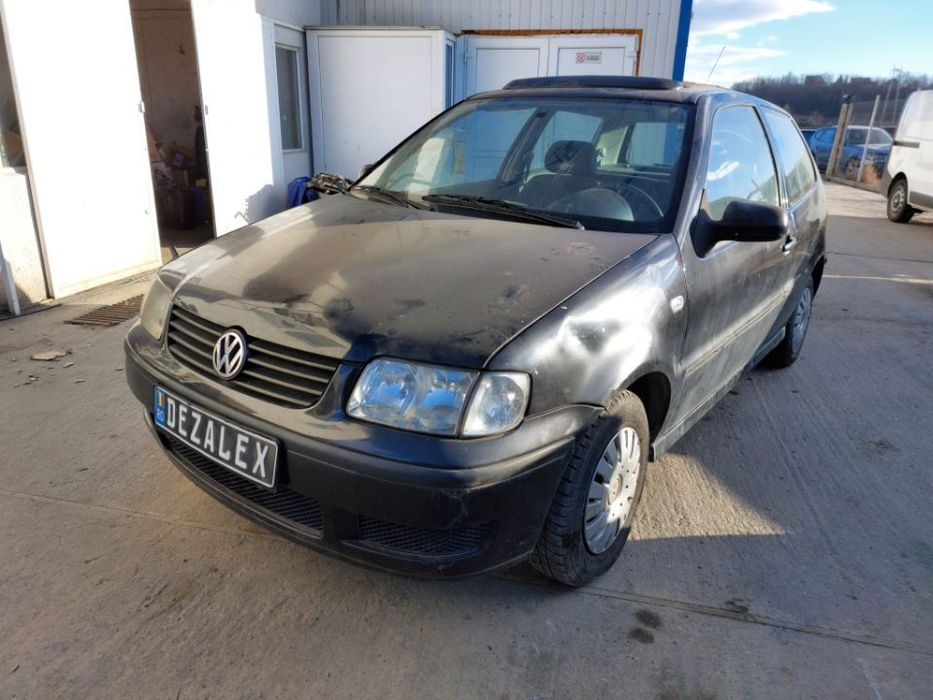 Dezmembrari Volkswagen Polo 1.4 MPi 2001