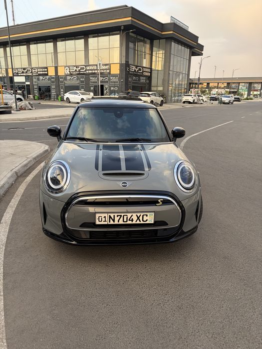 Sotiladi mini cooper s