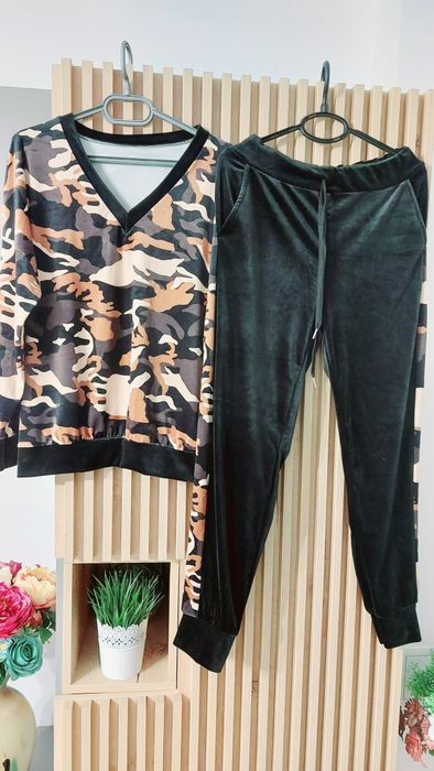 Trening animal print masura M-L NOU