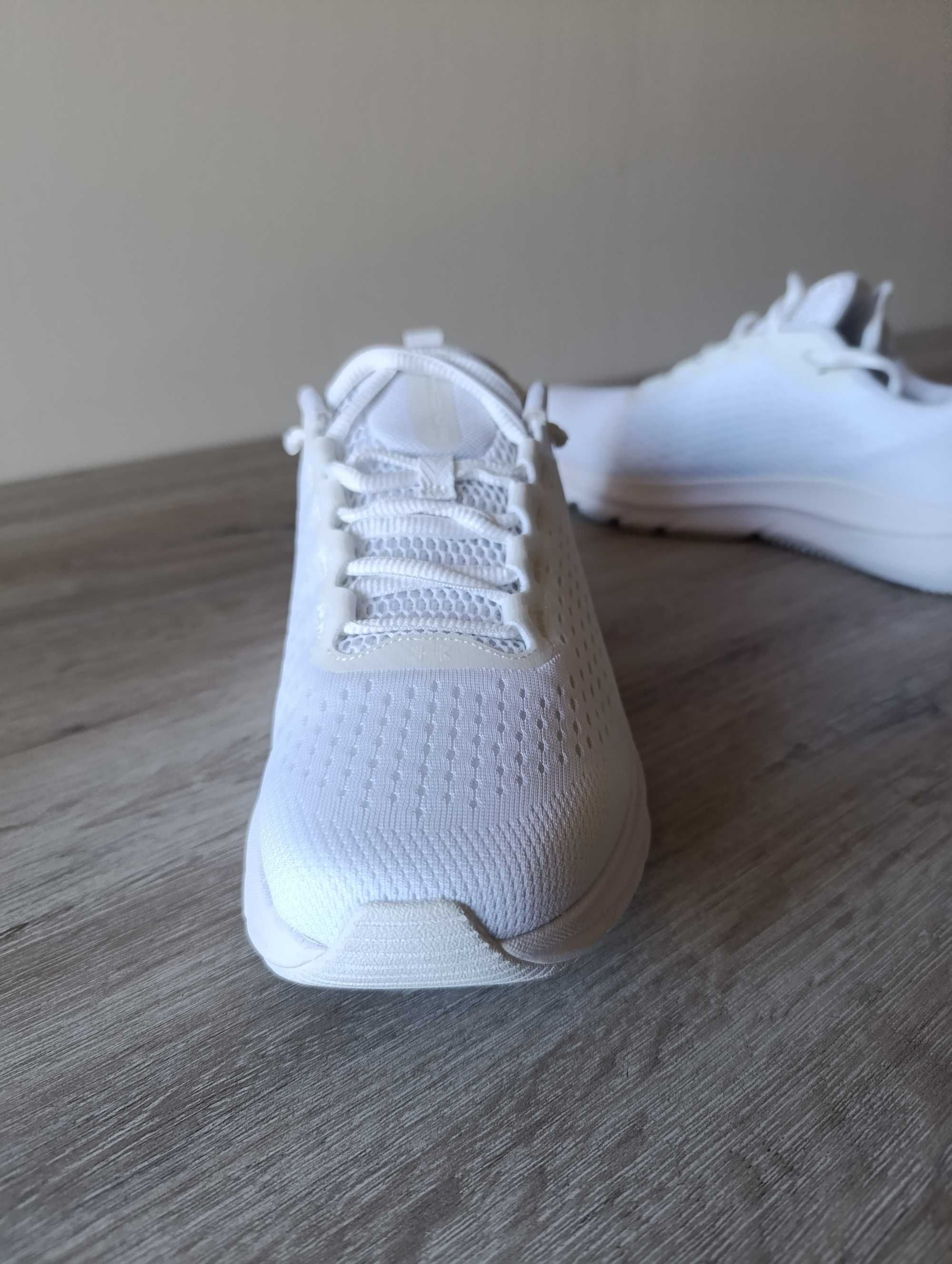 Дамски маратонки Under armour W HOVR Turbulence