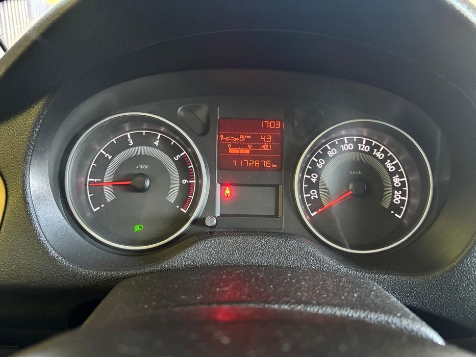 Vând Peugeot 301, 1.6 HDI