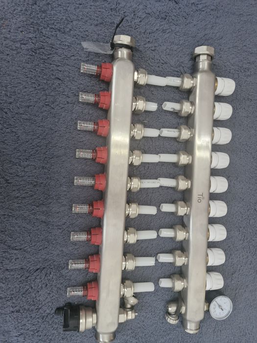 Distribuitor pardoseala