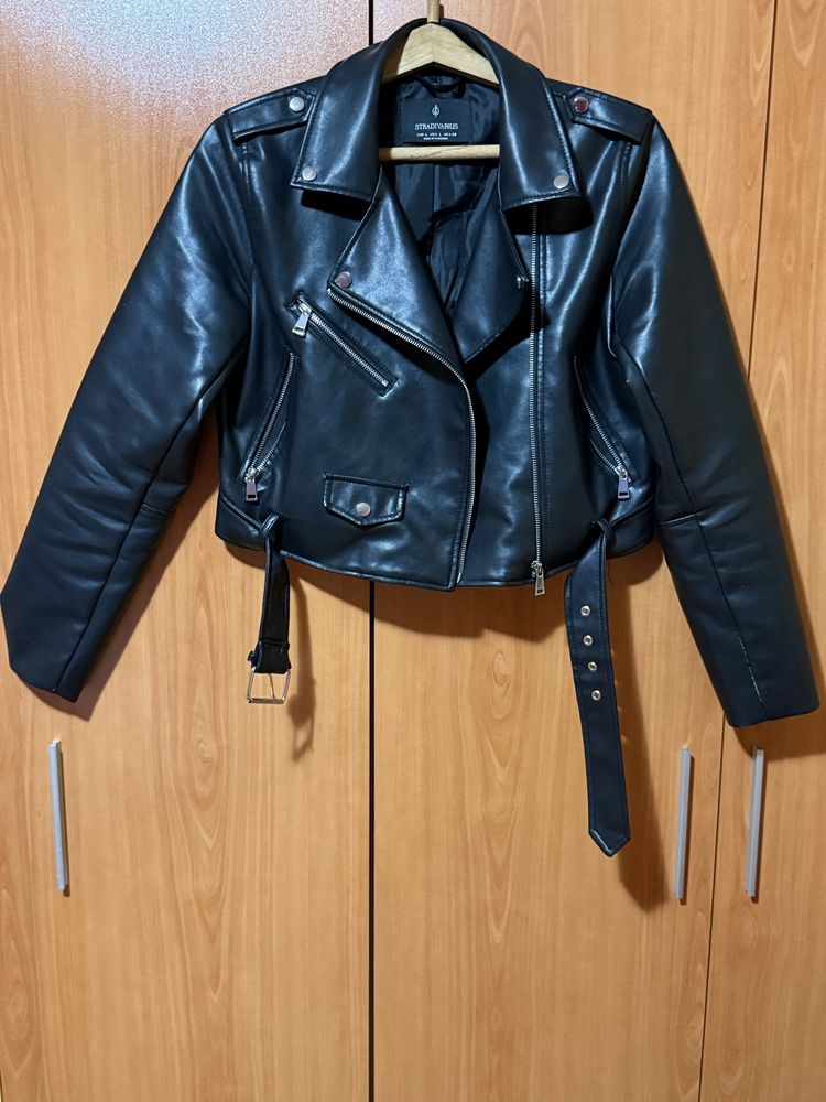 Кожено яке Stradivarius