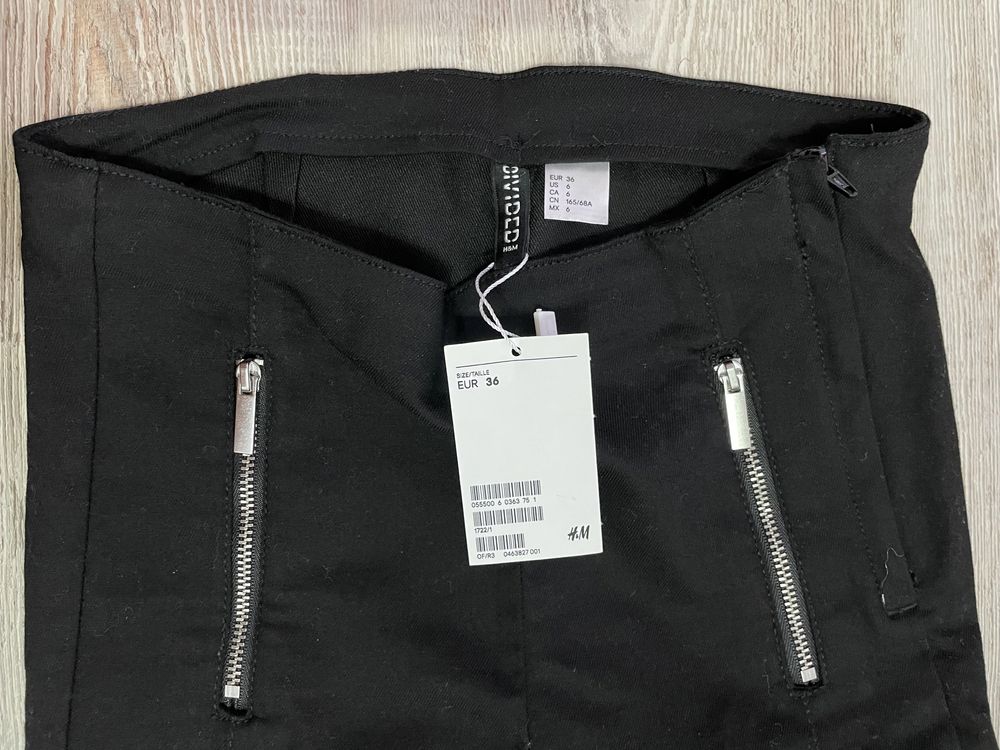 Pantaloni negri H&M mar. 36, NOI