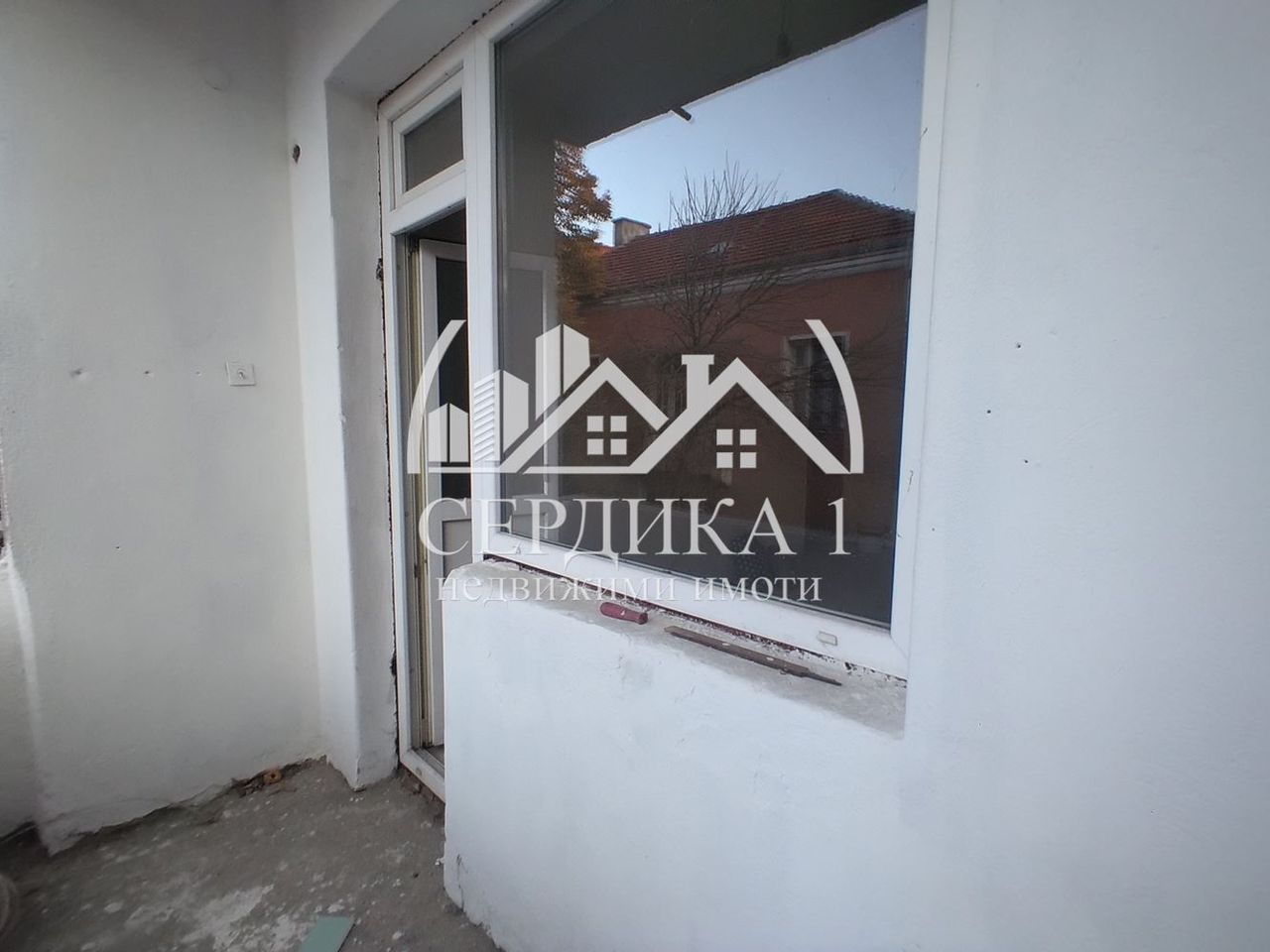 Продава се Етаж от къща в Благоевград, Идеален център - 83 кв.м за 998 €/кв.м - Снимка #8