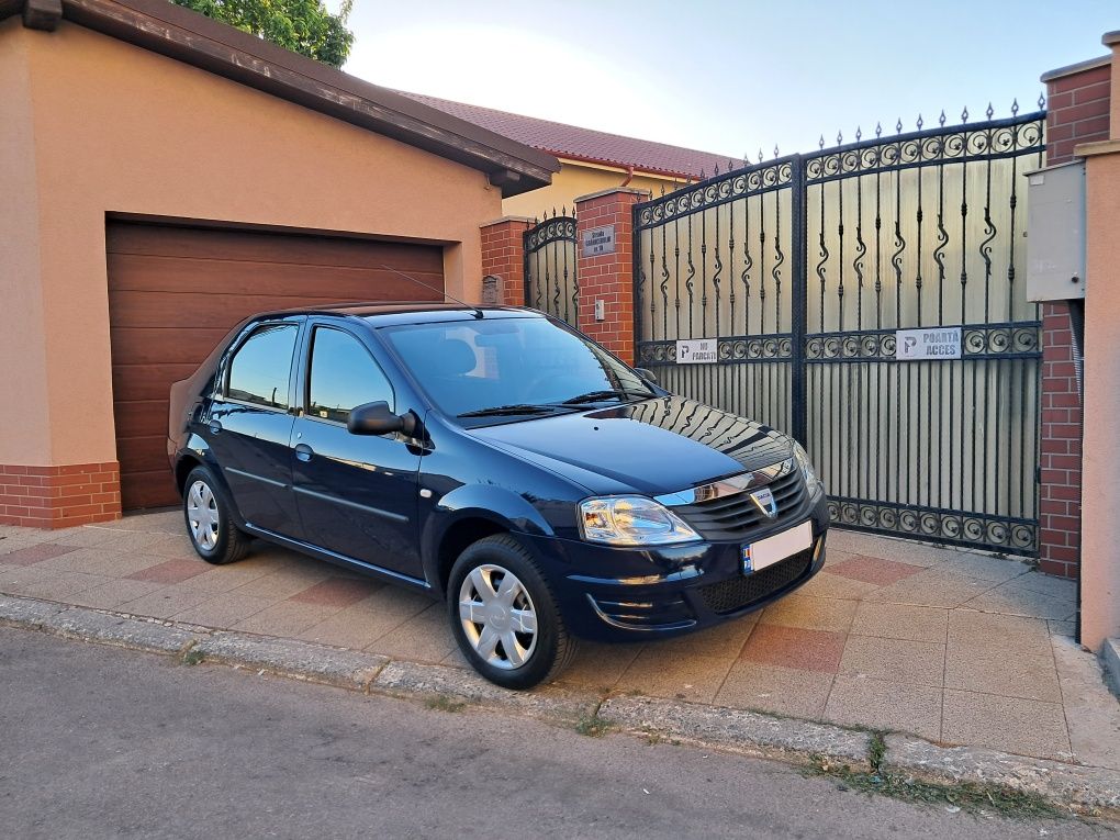 DACIA LOGAN * * 39 .000 KM  * * ESTE CA NOUĂ * 2011 * Unic Proprietar*