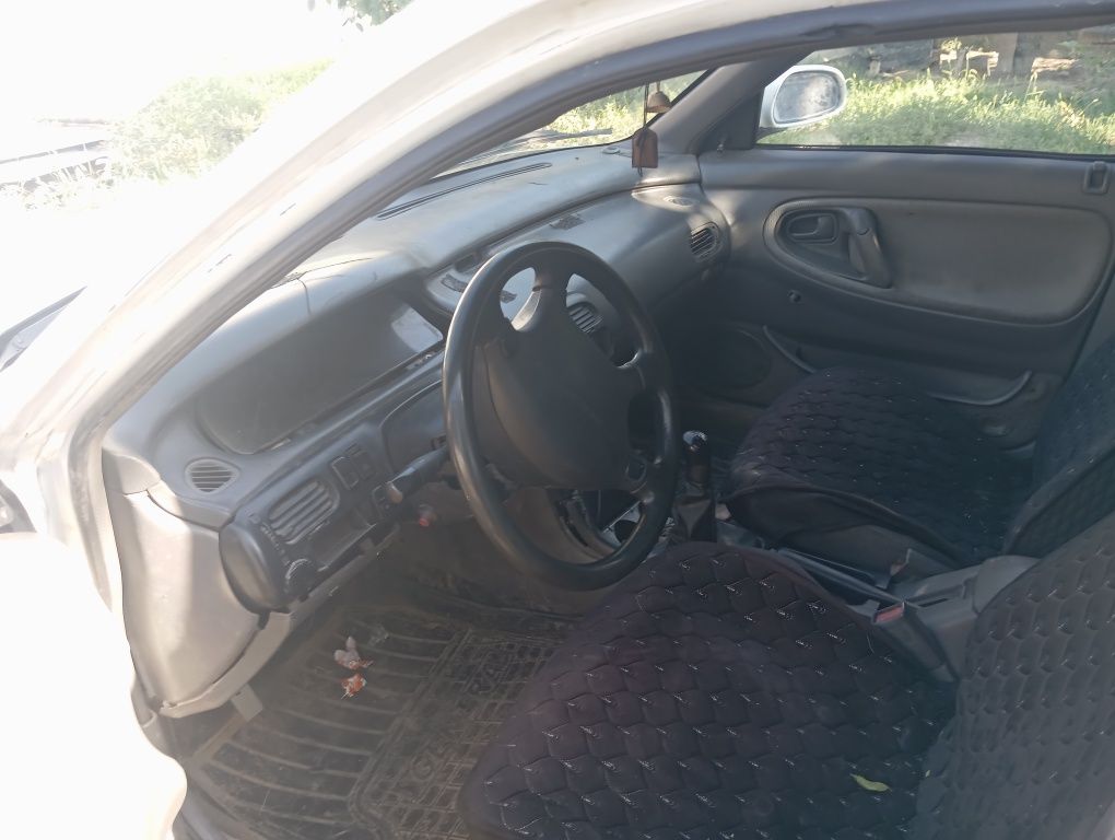 Mazda cronos        .