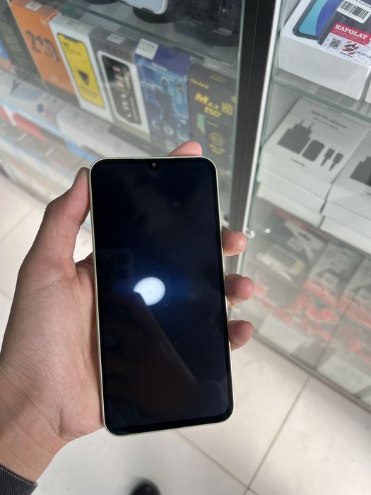 Samsung A34 5g 4 oy boldi olinganiga pul kerak bolgani uchun sotyabman