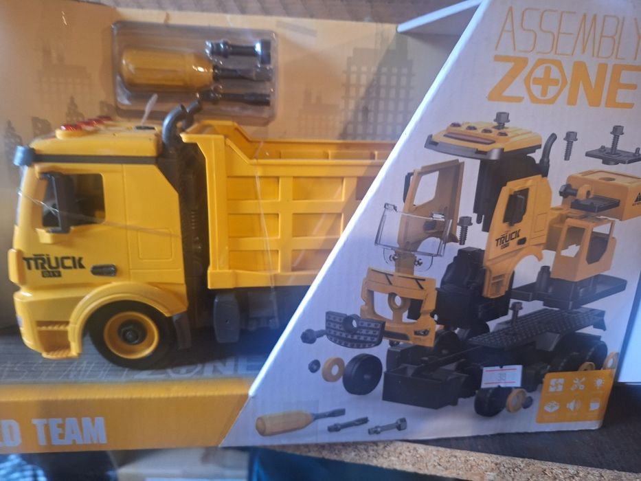 Бетоновоз и Камион - разглобяеми  със звукови и светлинни ефекти