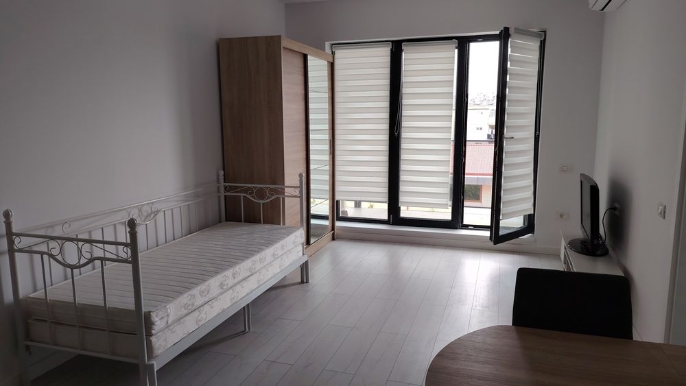 Garsoniera sector 6,Plazamall