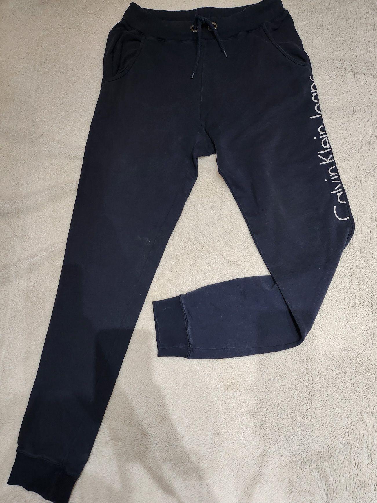 Оригинално долнище Calvin Klein