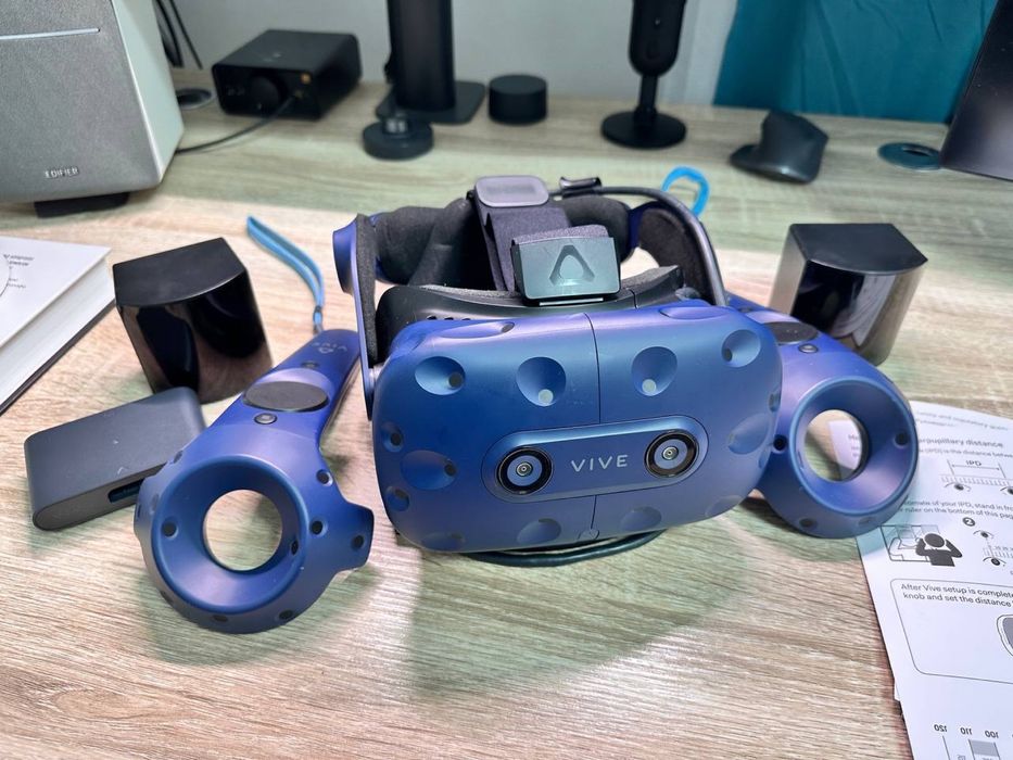 Шлем Виртуальной Реальности HTC Vive Pro Full Kit