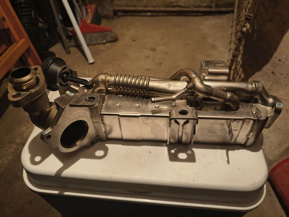 Răcitor gaze BMW 3.0 F10 f15 f16 f01 f02 f25