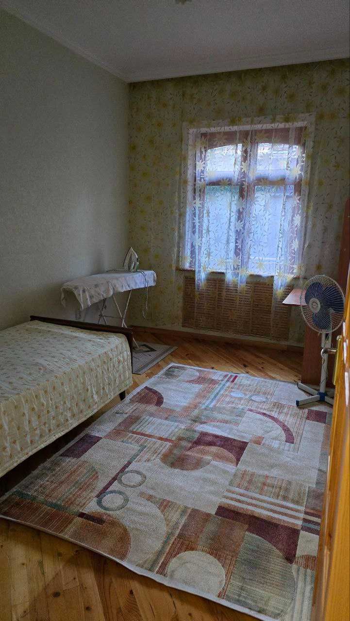 Сдам в долгосрочную аренду 4-х комнатную квартиру