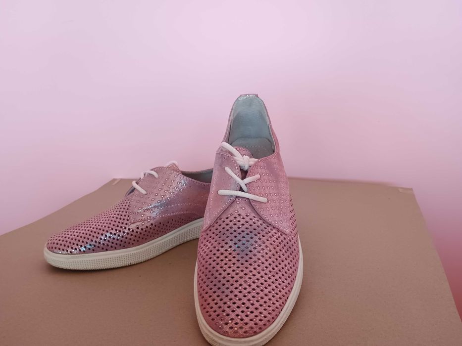 Обувки, естествена кожа