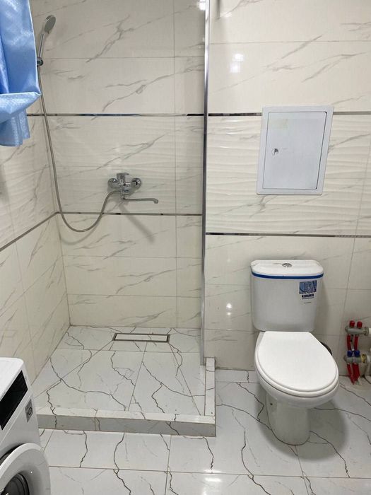 Аренда 3 комн Кадышева улица Иззат Новостройка