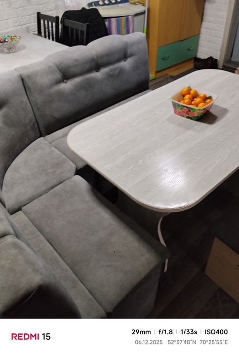 Продам кухонную обеденную зону