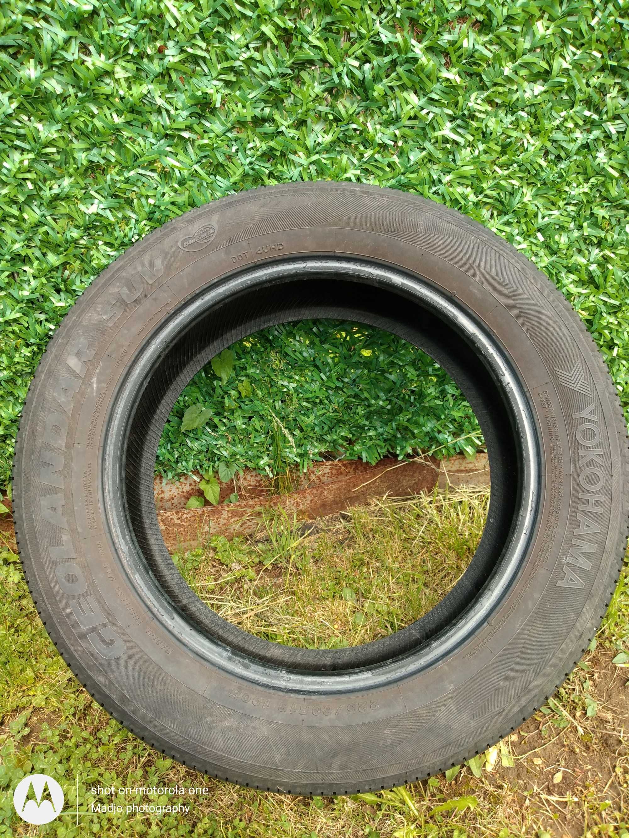 1 бр. лятна Yokohama Geolandar BluEarth 225 60 R18 100H DOT2718 7 мм.