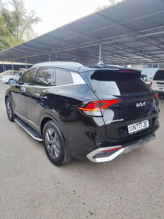 Kia sportage sotiladi