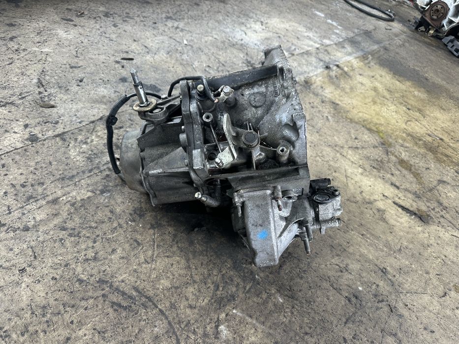 Ръчна кутия за Citroen C4 Picasso 1.6hdi