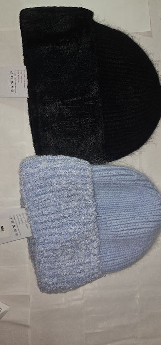 Продам зимние вязанные шапки. Новые.
