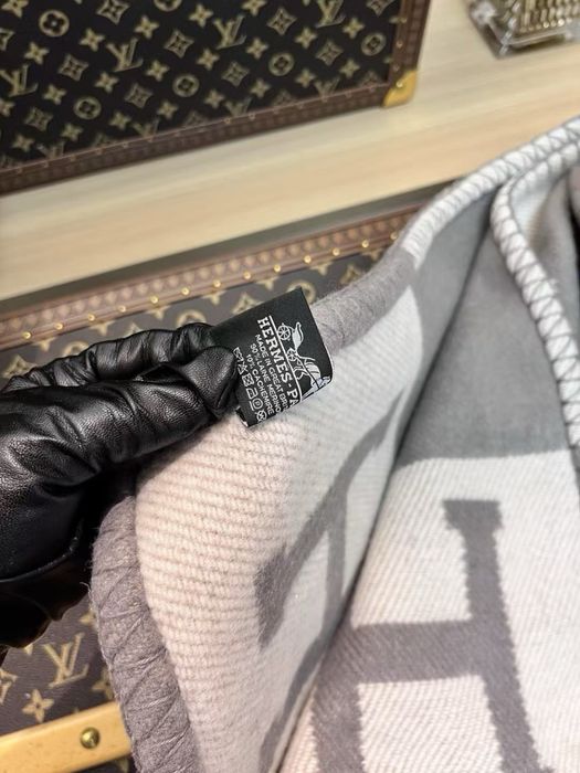 Hermes Одеяло и Възглавница