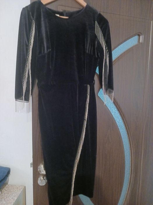 Rochiță catifea neagră superbă