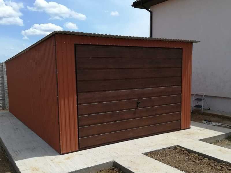 Garaj metalic 3,5 m x 6 m cu acoperiș cu panta în spate