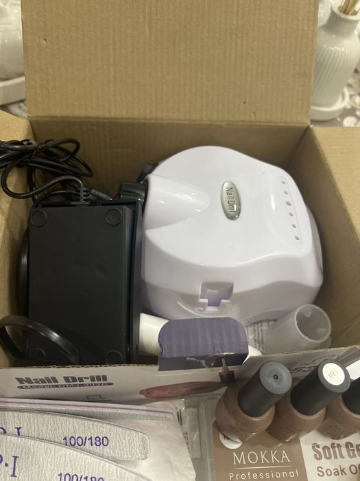 Manikyur uchun kerekli anjomlar