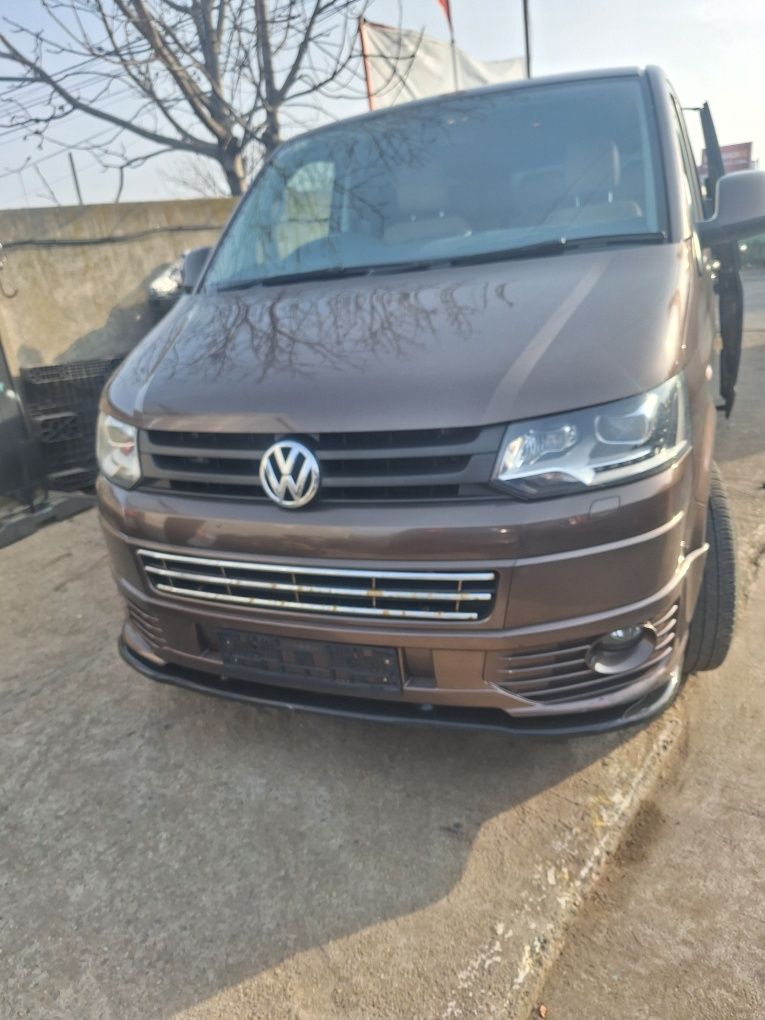 Dezmembram vw transporter t5 multivan 2.0 tdi manual cod motor cfc