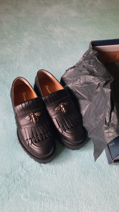 Pantofi piele, noi, model albina, marimea 34/35